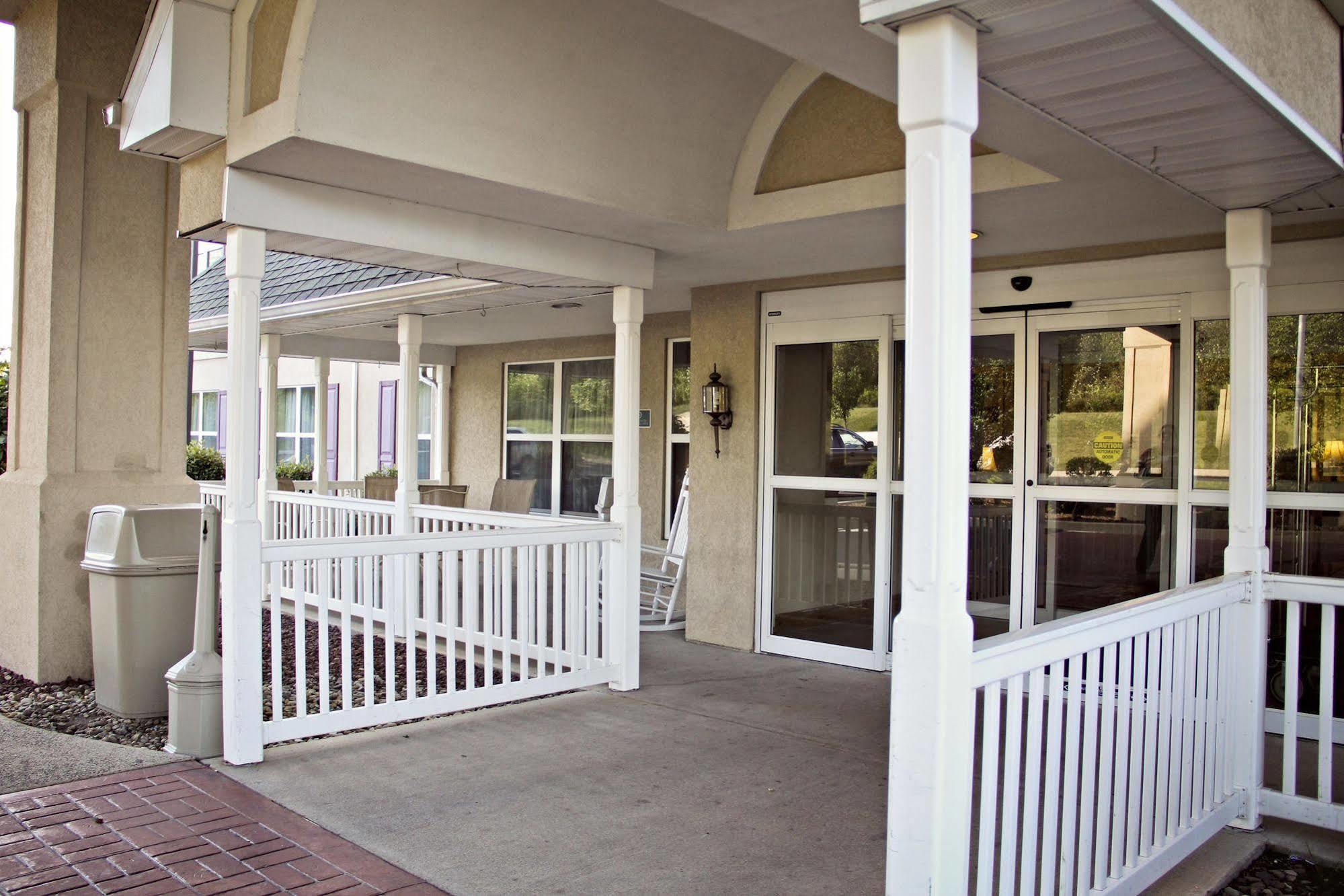 Country Inn & Suites By Radisson, Frackville Mount Pleasant Exterior foto